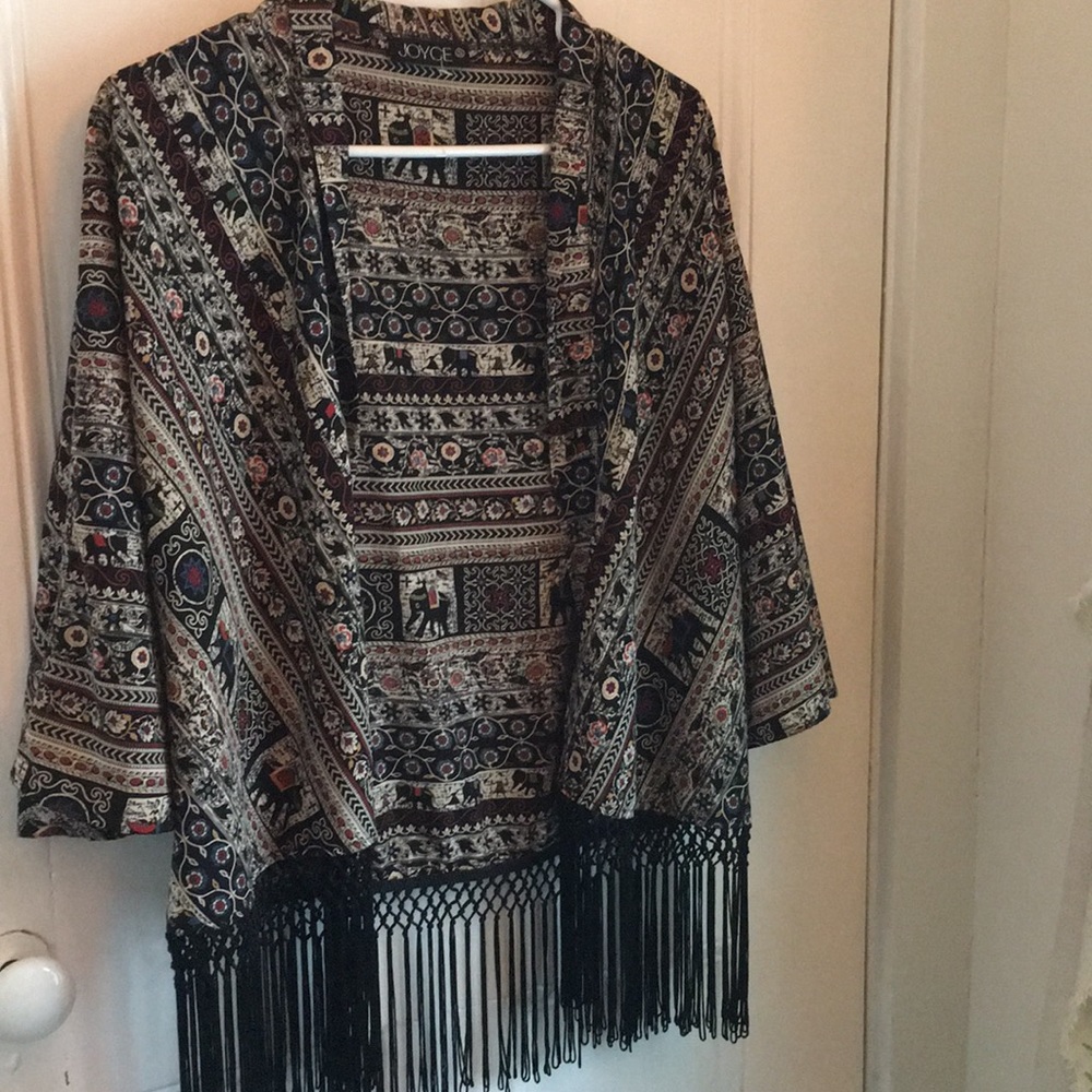 Joyce Oversized Draped Fringe Boho Shrug ✨🐘✨ NWOT